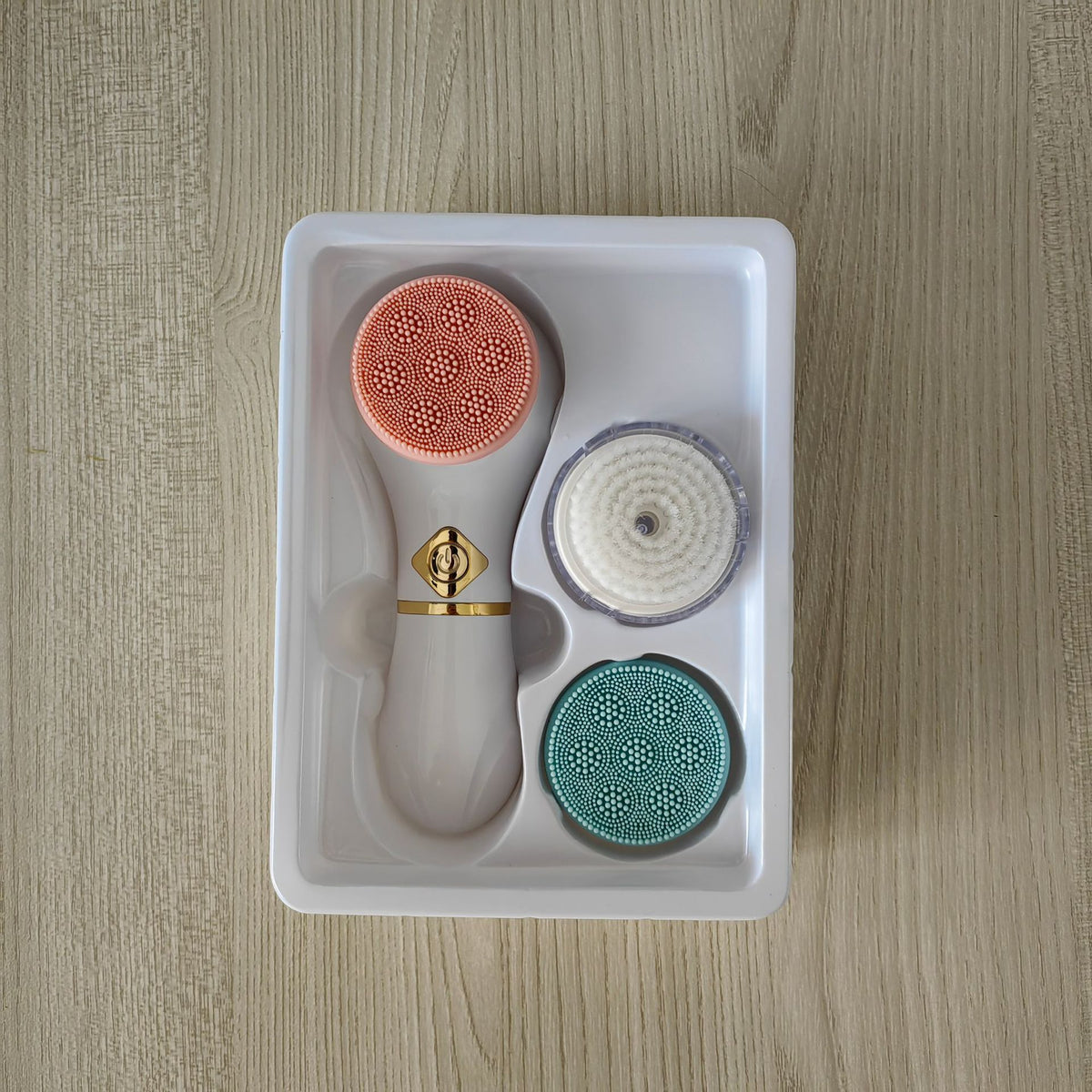 Silicone facial cleansing brush